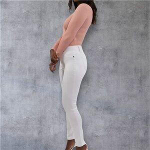1822 DENIM Women's White High Rise Jeans, Size 26